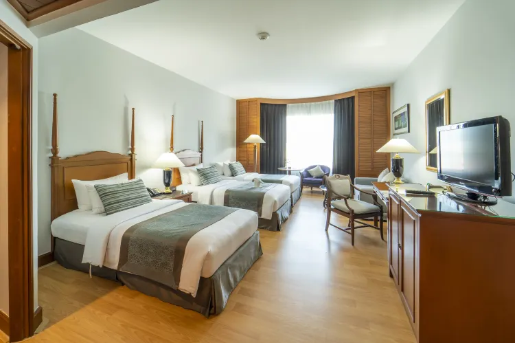 Grand Deluxe Triple Room