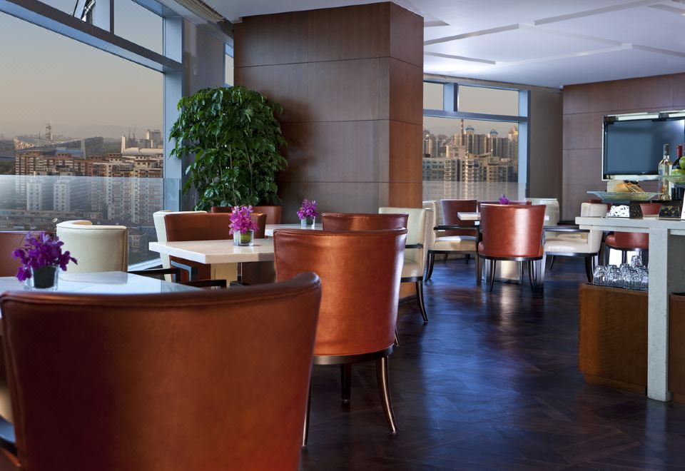 行政双床家庭房（智能投屏）