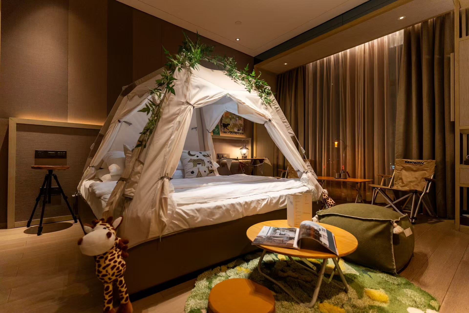 城市野奢大床房