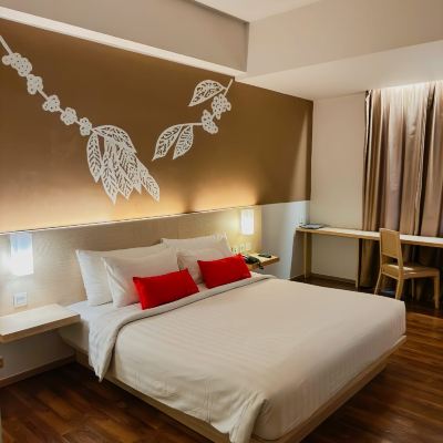 高級特大床房 租裏穆阿拉恩姆大酒店優惠