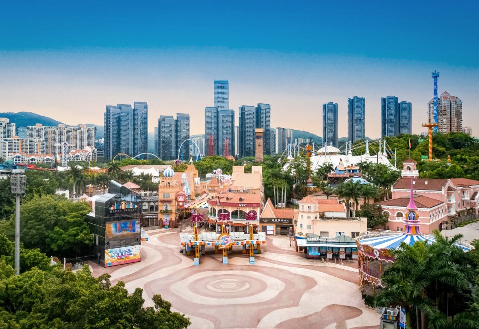 欢乐谷景观豪华大床房