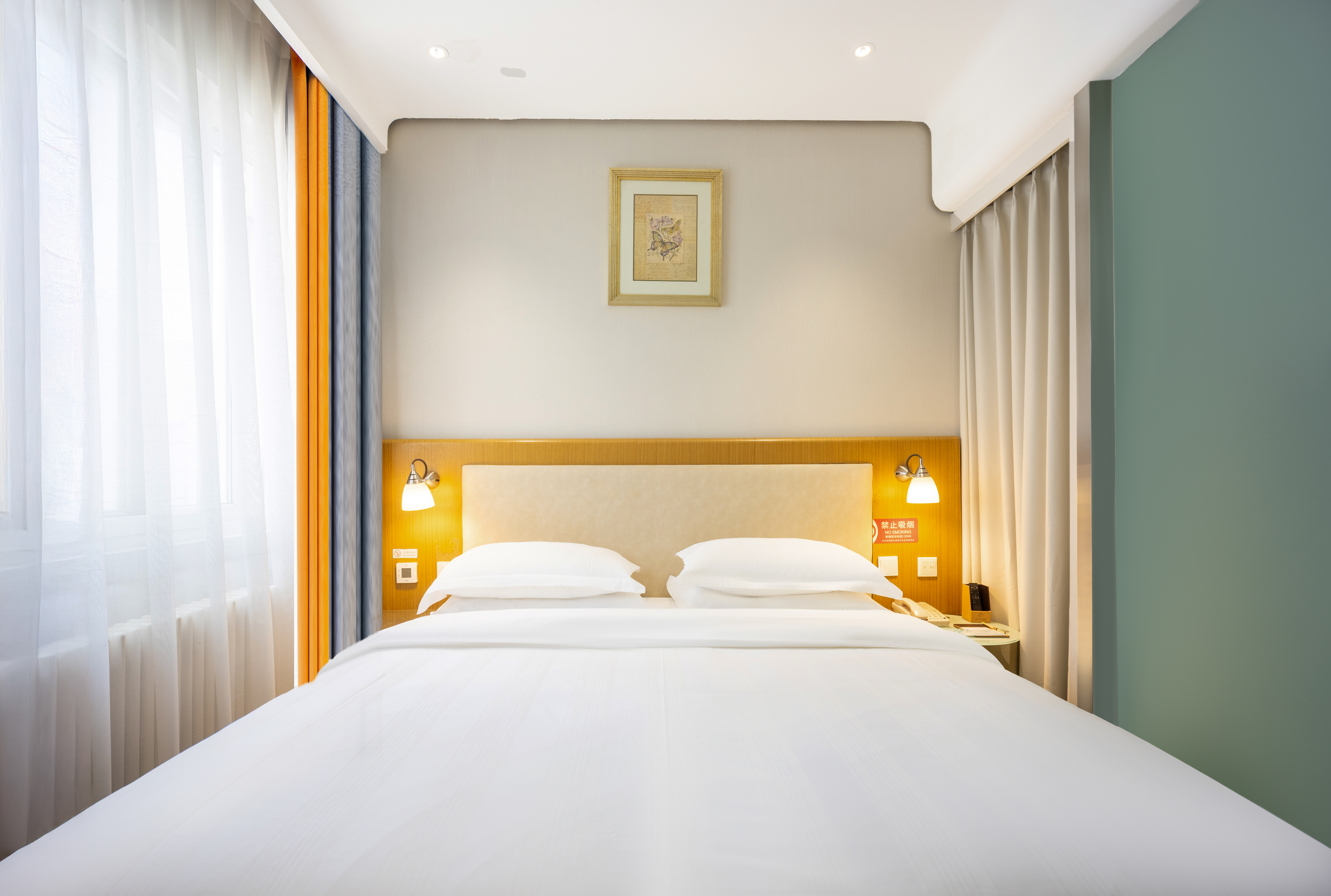 静享 | 商务大床间（喜临门床垫）