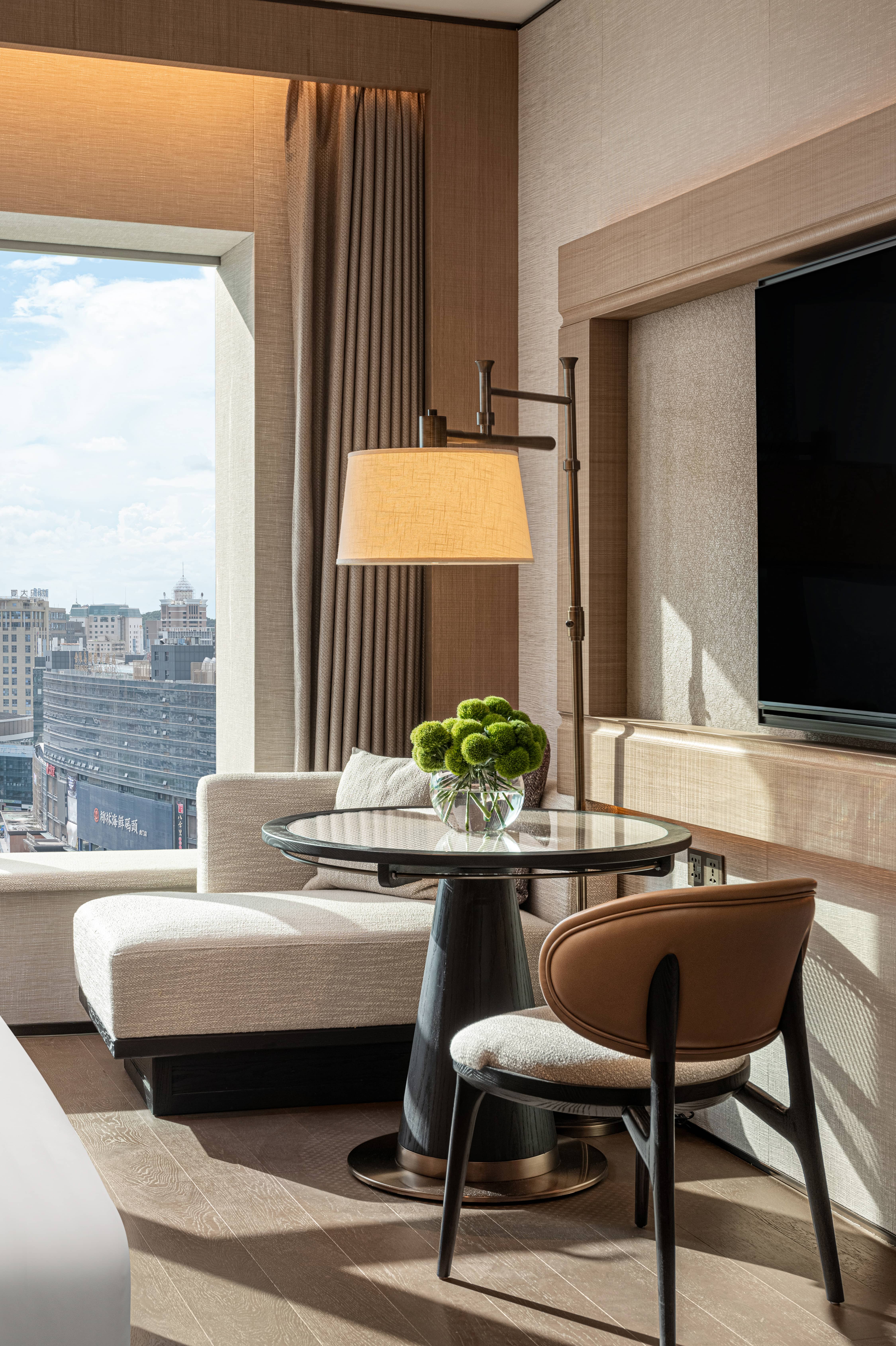 Lung Chuen International HotelDeluxe double bed room