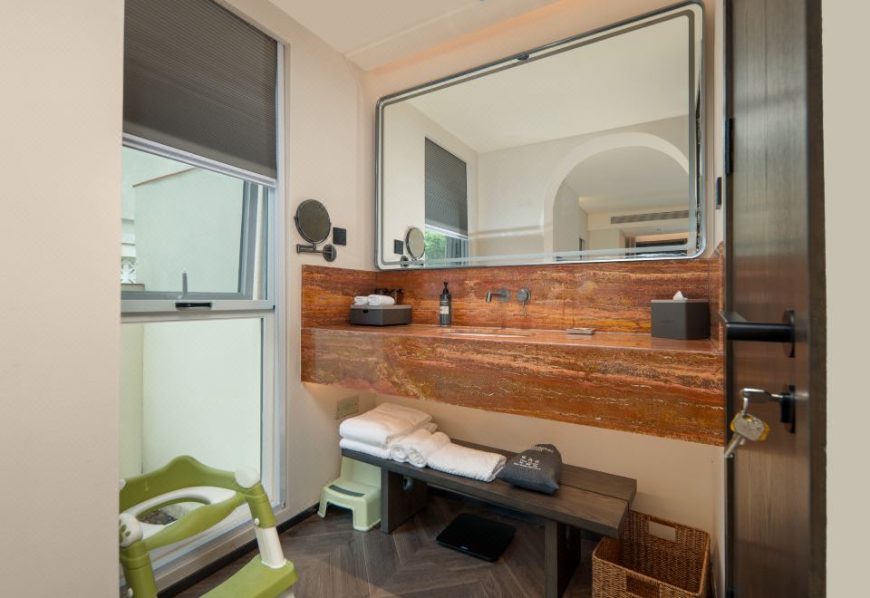 君悦别墅庭院亲子房