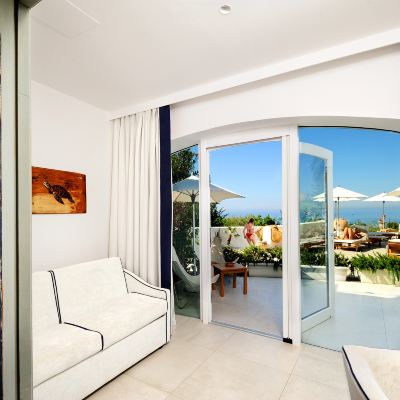 Deluxe Quadrupla Hotel le Calette Promo Code