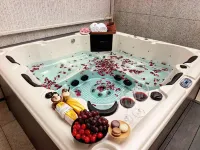 Laojieling North-South Boundary Wenquan Resort Hotel Hotels in 