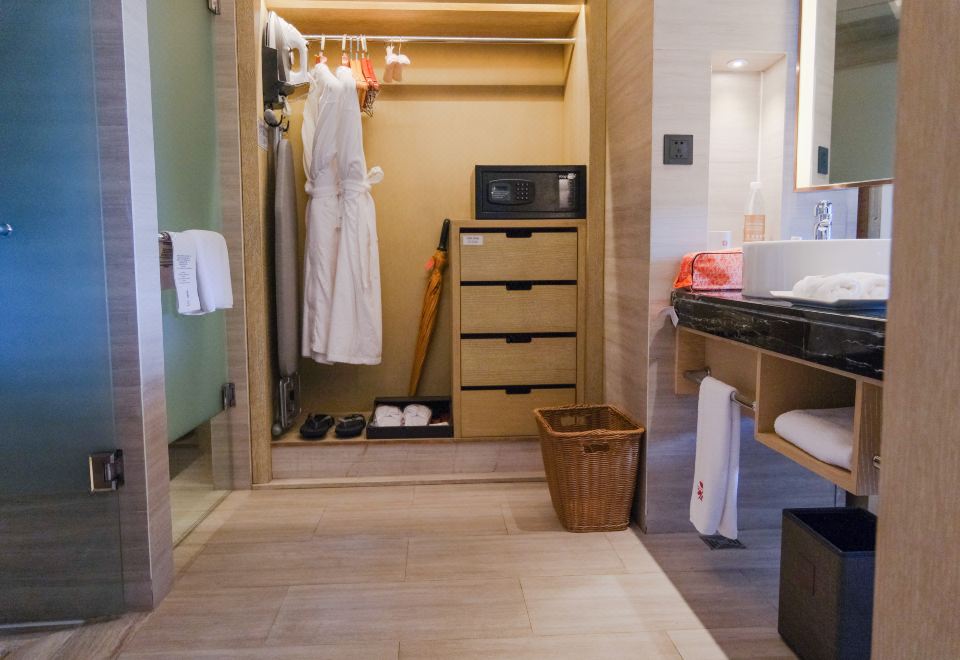 Angsana XishuangbannaLight of Dawn View King Room