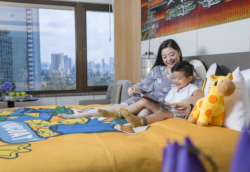 盼酷小黃鴨親子主題大床房