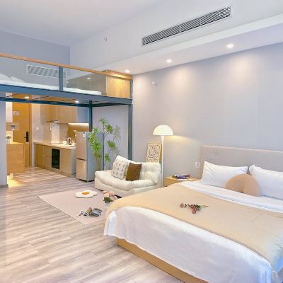 Ins風複式•LOFT大床房（帶洗衣冰箱+開放式廚房） 素可泰民宿（拱北口岸中安廣場店）優惠