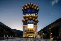 Malcom Miju Xika Hotel
