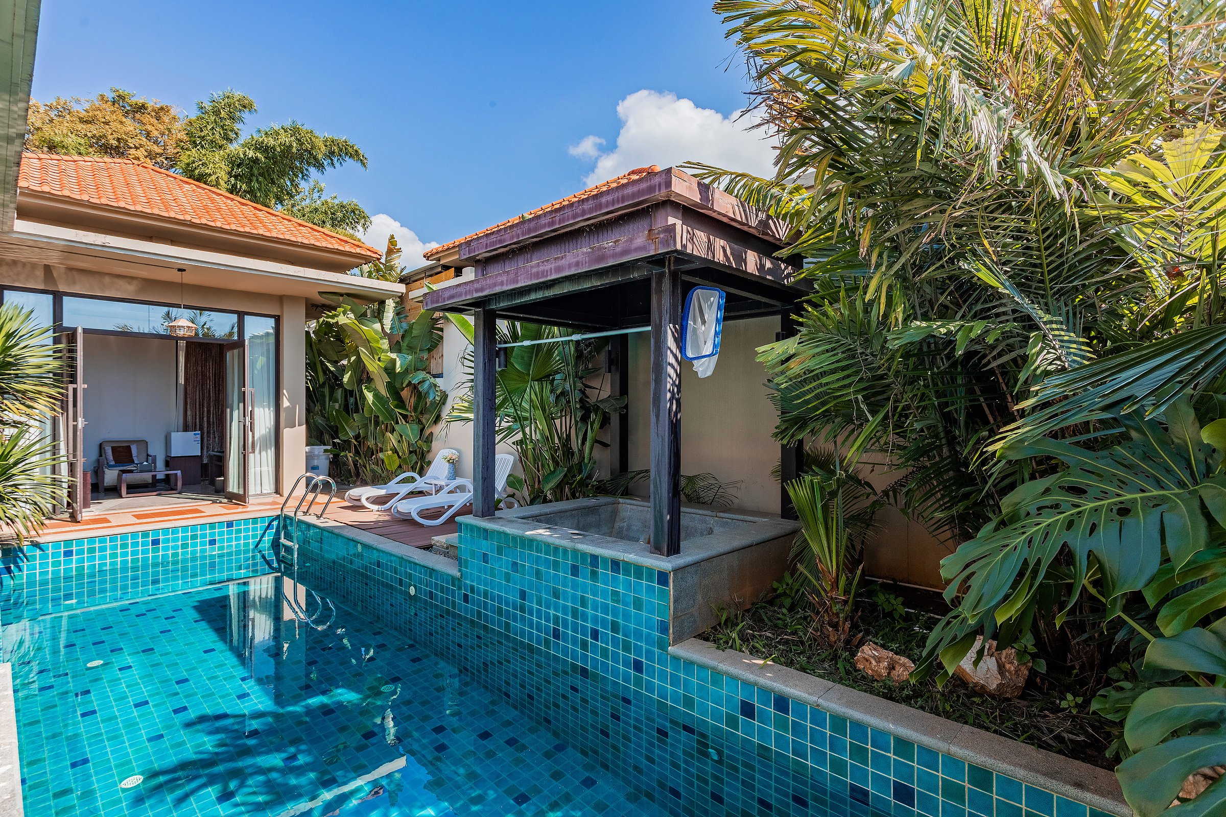 私家泳池别墅·一室一厅