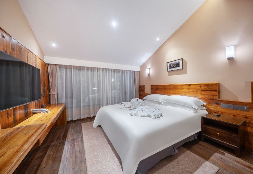 Leisure Loft Villa Suite - Courtyard-View, Mountain-View (Sofa)