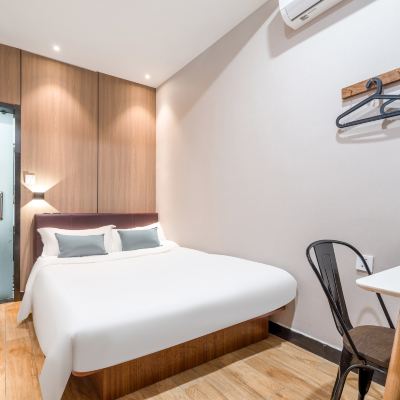 Extraordinary Double Bed Room