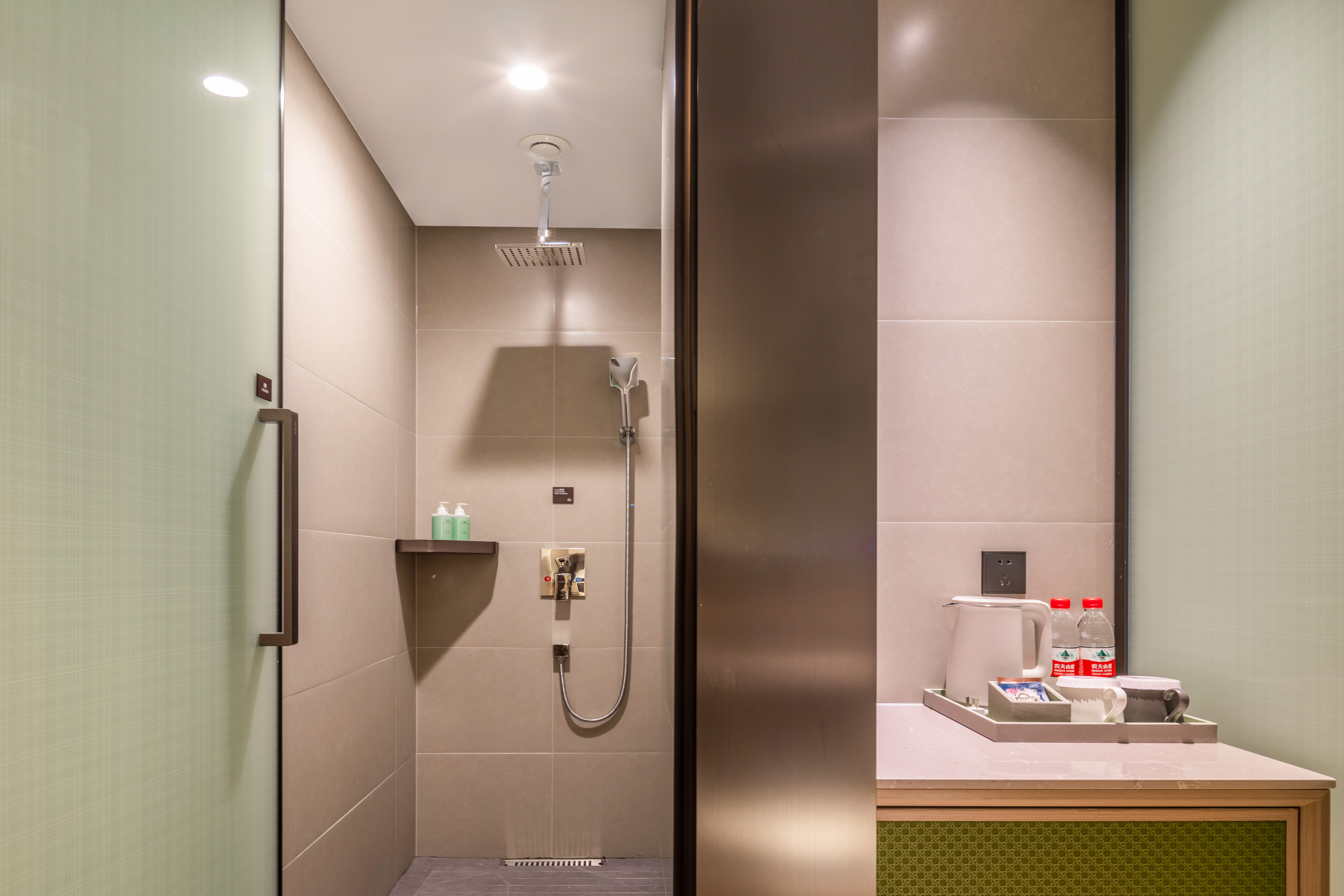 曼享舒适大床房