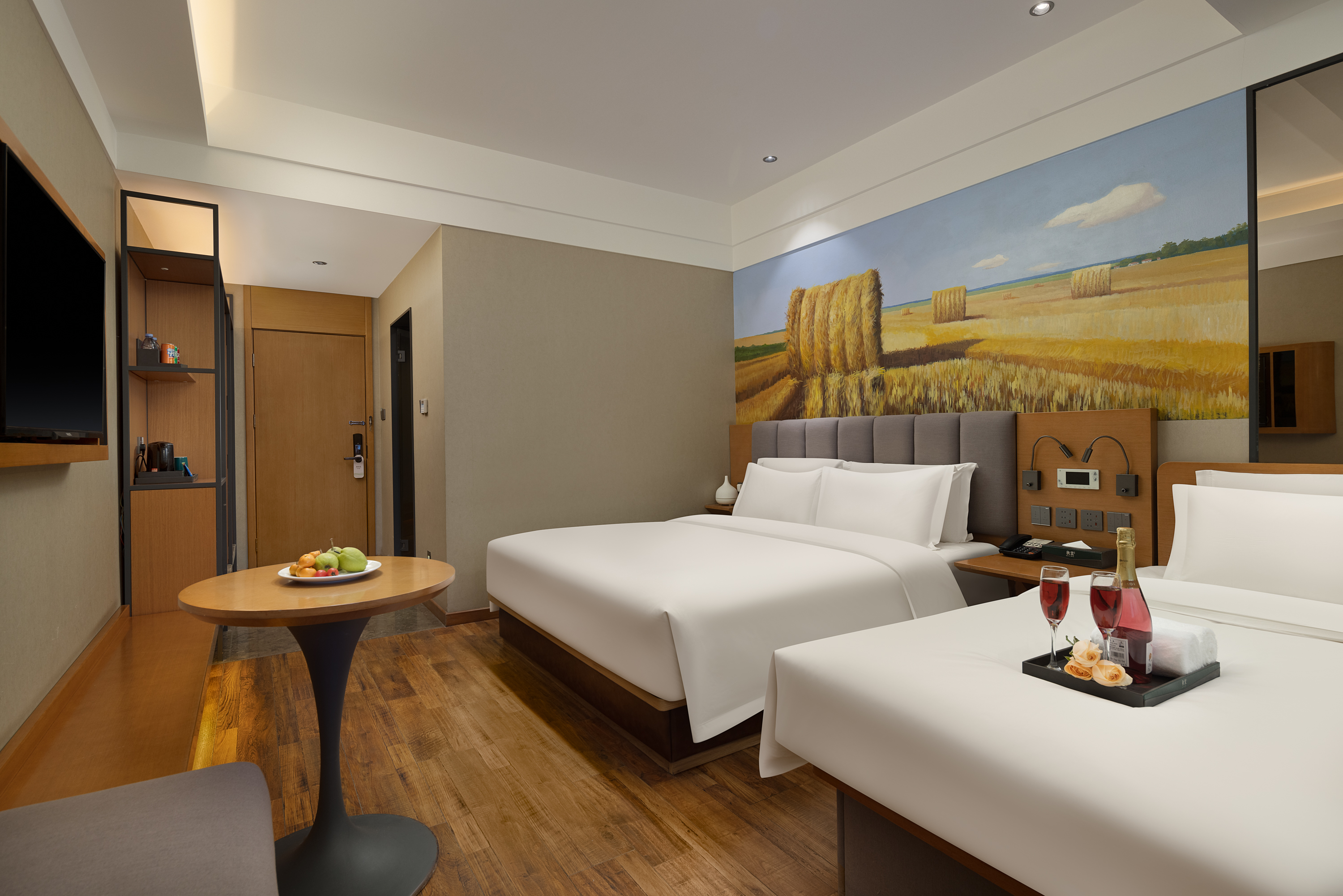 欢乐亲子家庭房（明亮外窗+桌游棋牌+小冰箱）