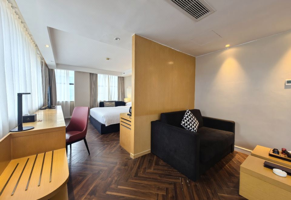 精致套房（180度超大飄窗+助眠床品+功夫茶具）