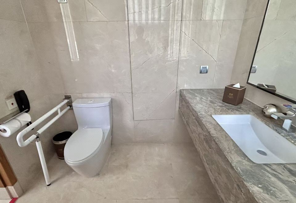 Gloria Grand Hotel JishouPresidential Suite