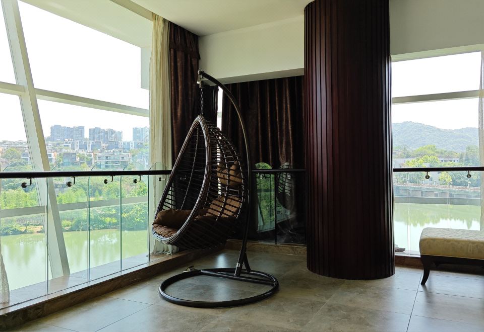 河景豪华套房两房一厅|独立温泉池