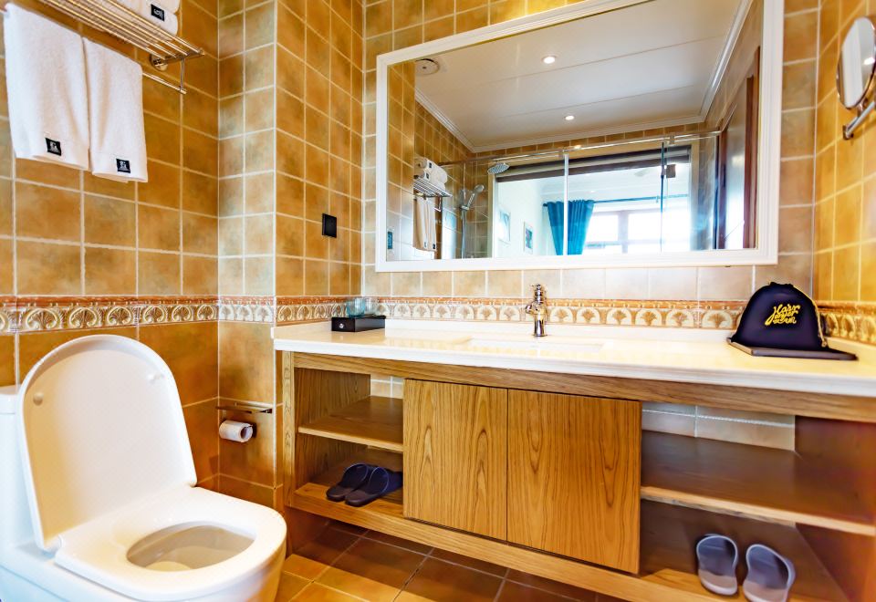 2-bed Room With Garden View