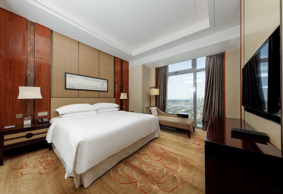 Sheraton Langfang Chaobai River HotelExecutive Suite