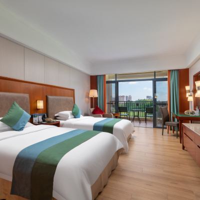 高爾夫景觀豪華雙床房 中山雅居樂長江酒店（長江高爾夫球會店）優惠