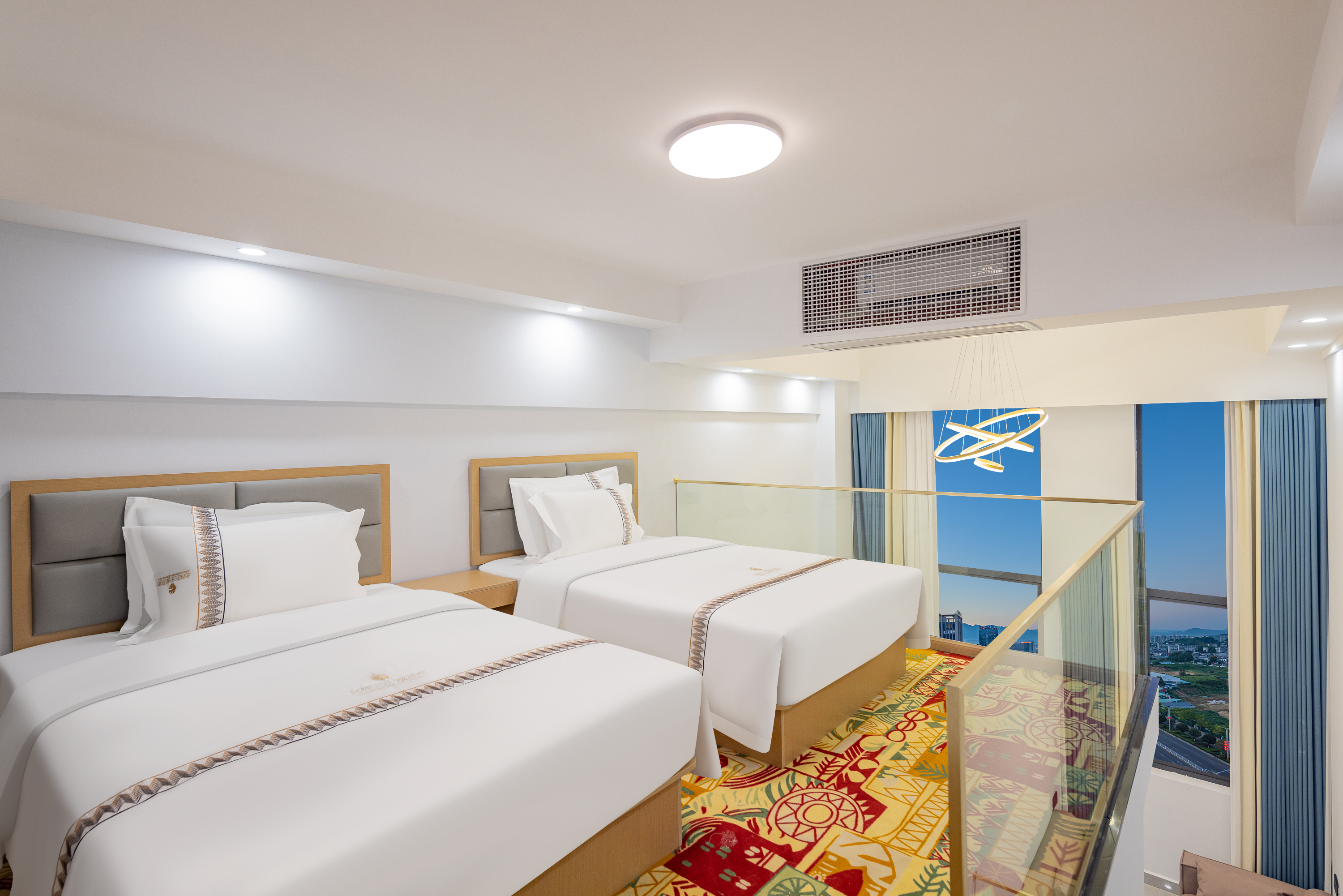 LOFT标间∣两衞∣客厅∣半自能马桶