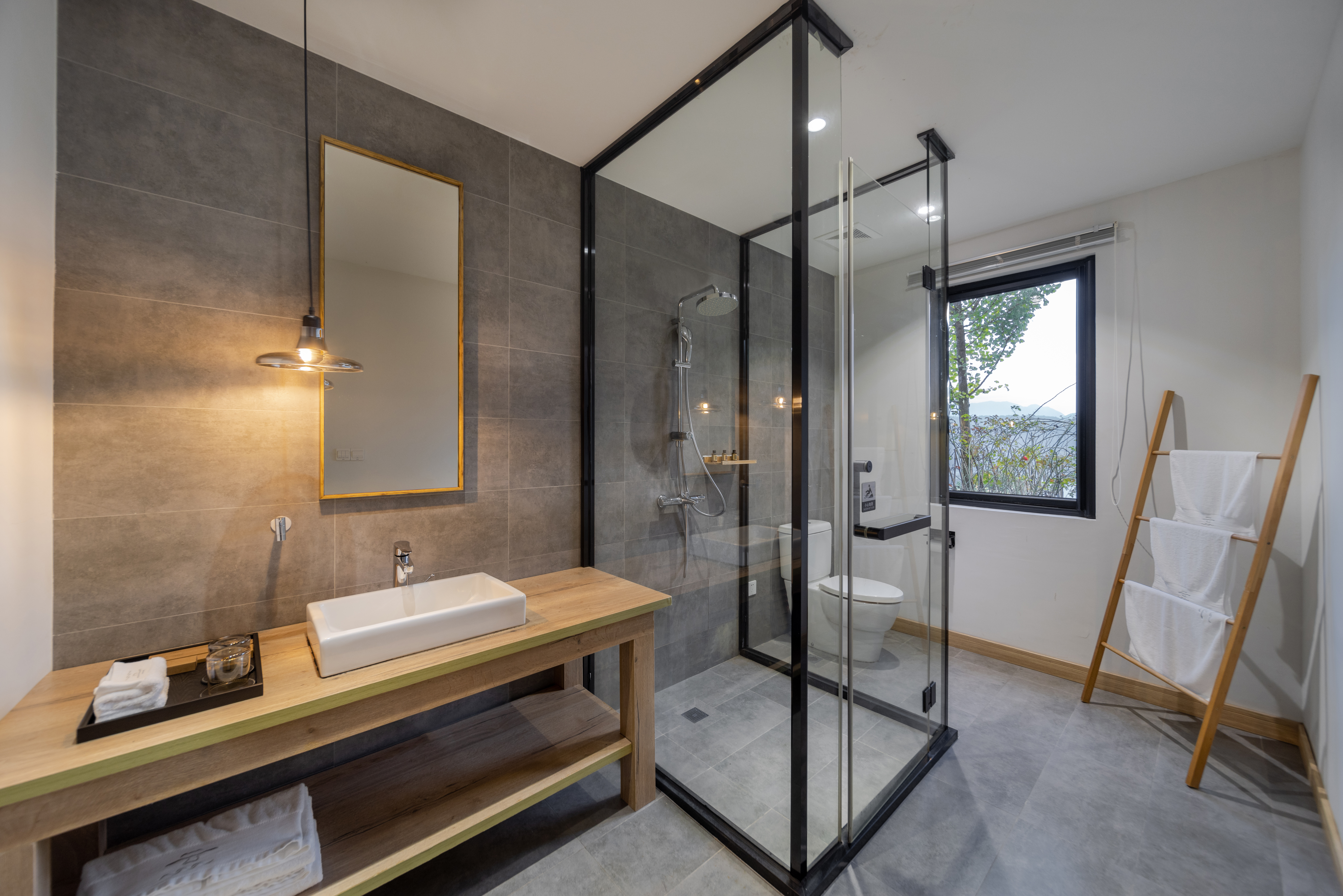 沐风湖景双床房（全景落地玻璃）