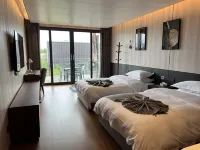 Luoping Laiye Hotel
