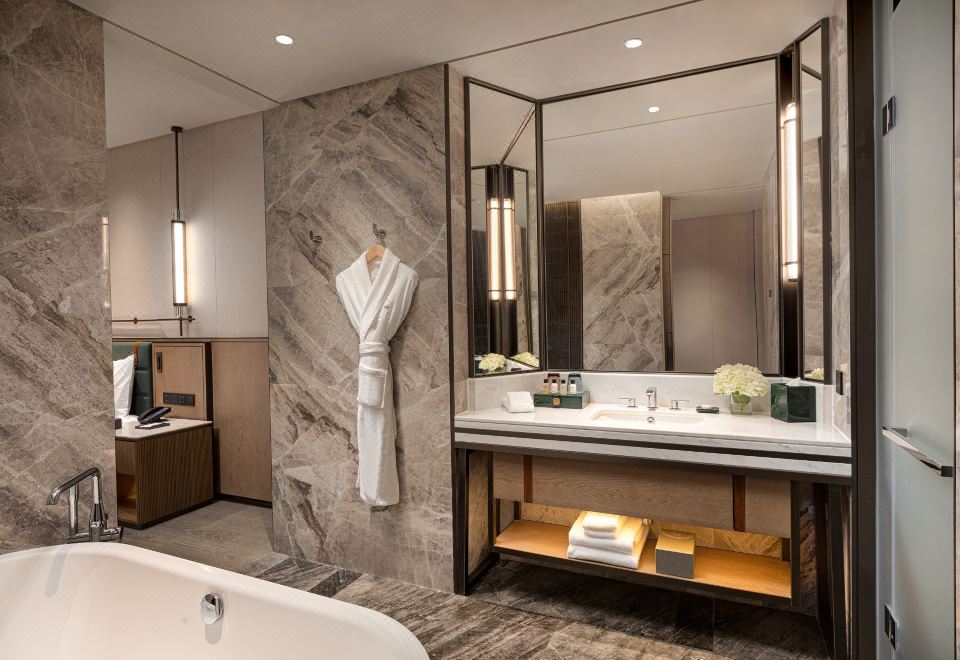 豪华商务大床房