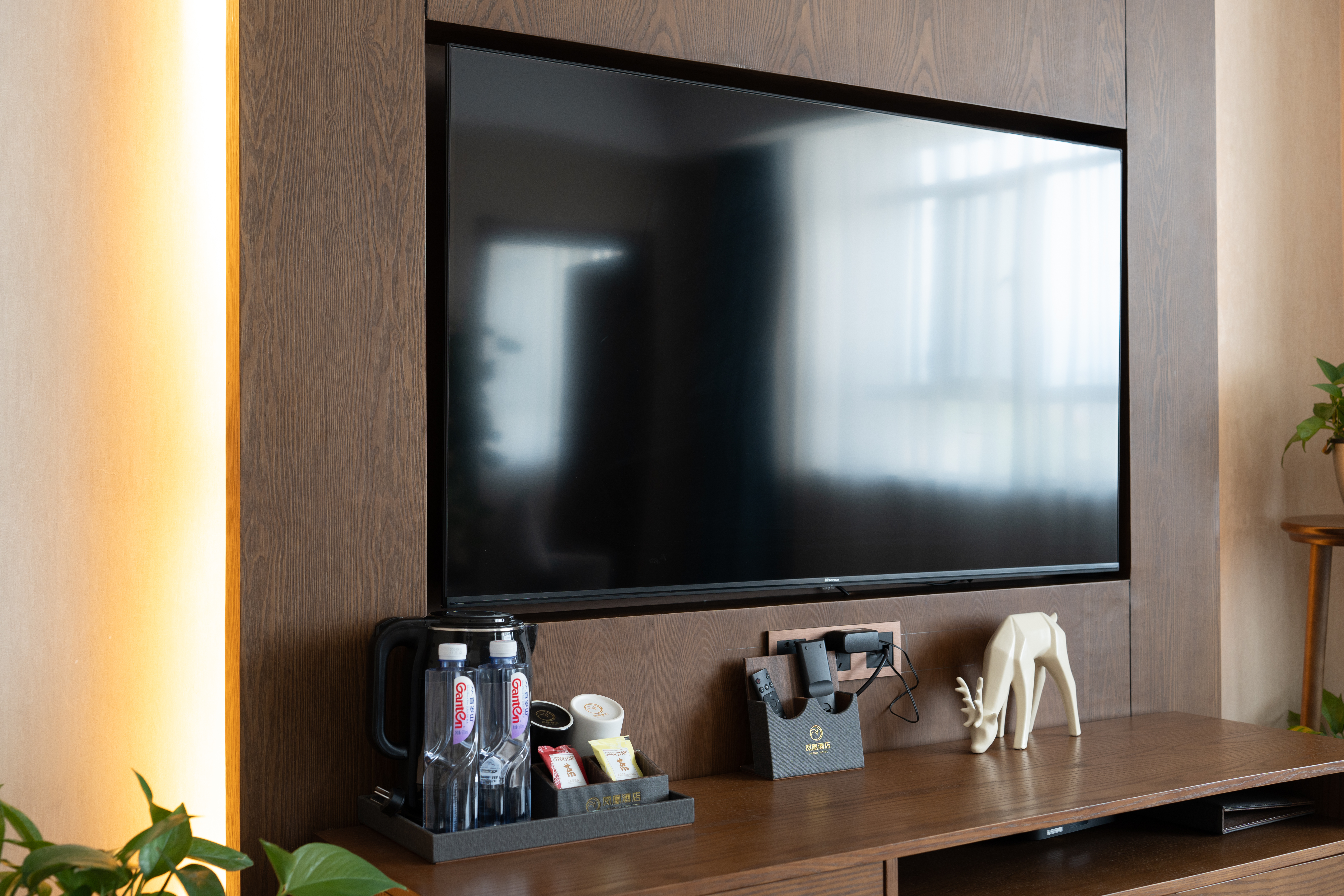 凤凰行政花园套房