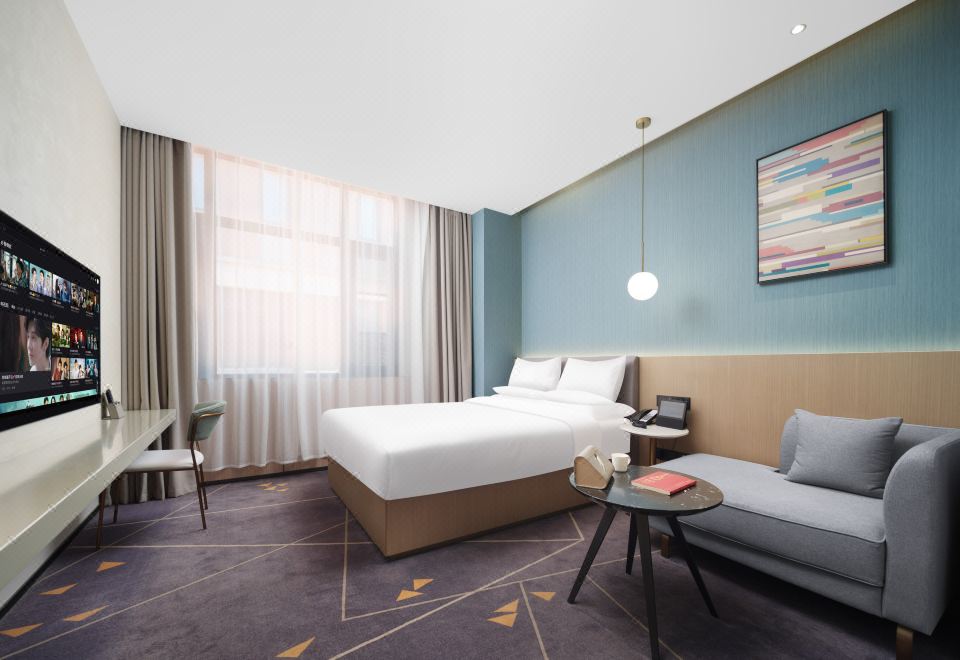 奢享零压大床房（梦百合零压床垫+智能客控+无痕投屏）