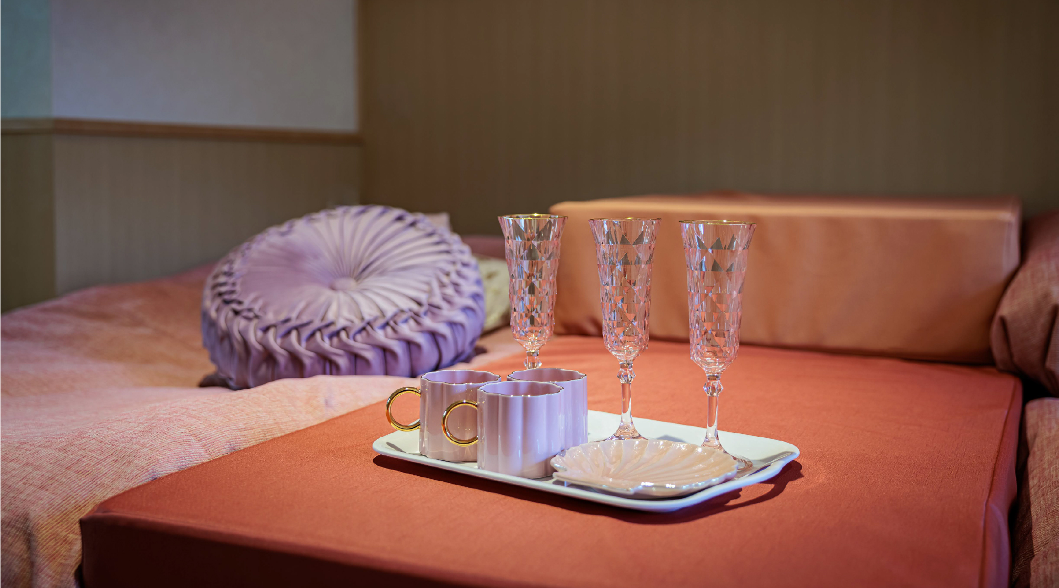 Sengokuhara Shinanoki Ichinoyu主楼一楼梦幻房（带露天浴池）