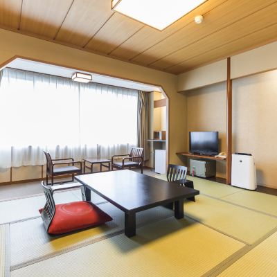 本館標準日式房間帶浴室 草津溫泉一井飯店優惠