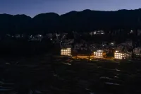 Shengtian · Manshanlai｜Duoyishu Terrace Scenic Homestay Ξενοδοχεία στην πόλη 