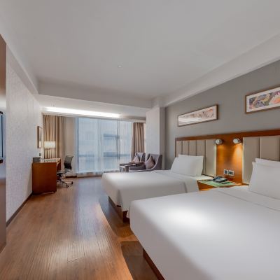 高級雙床房 和頤飯店（上海陸家嘴芳甸路地鐵站店）優惠