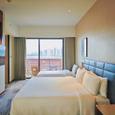 雲景泡池露台家庭房 鶴山方圓福朋喜來登酒店優惠