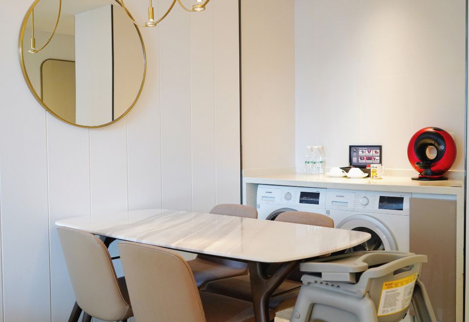 Ascott Raffles City ChongqingB.Duck Family Friendly Themed Apartment ( 2-Room, City-View, River-View)