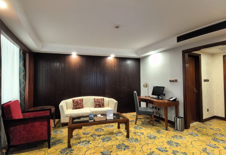 行政套房（55寸高清液晶投屏电视）