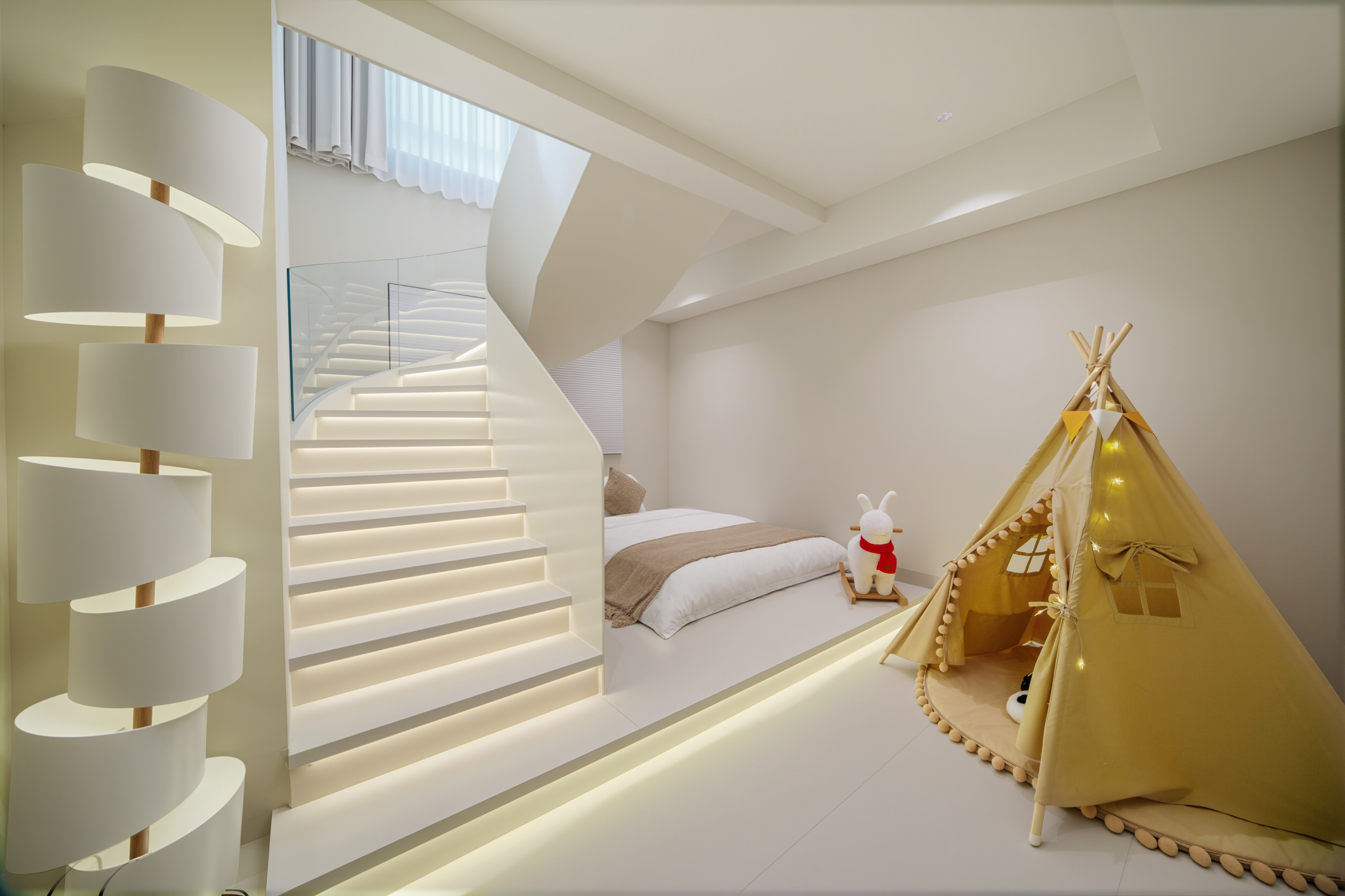 雾川?悦享亲子房【巨幕投影+深泡浴缸+小童欢乐角】