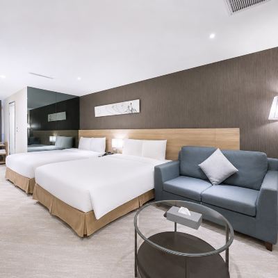 Deluxe Family Suite Beacon Hotel Promo Code