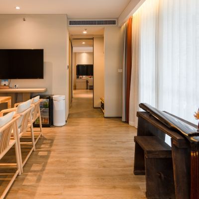 大學陽台茶室套房 西塘光年飯店優惠