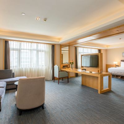 行政套房（會客廳+辦公區+超大面積+深泡浴缸） 廈門湖裡頤豪飯店優惠