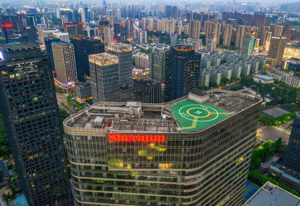 Sheraton Grand Hangzhou Binjiang HotelCorner View Suite