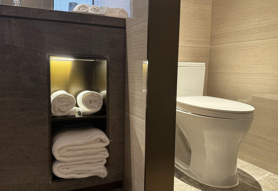 栖云楼商务大床房（金可儿床垫+零压舒睡枕）