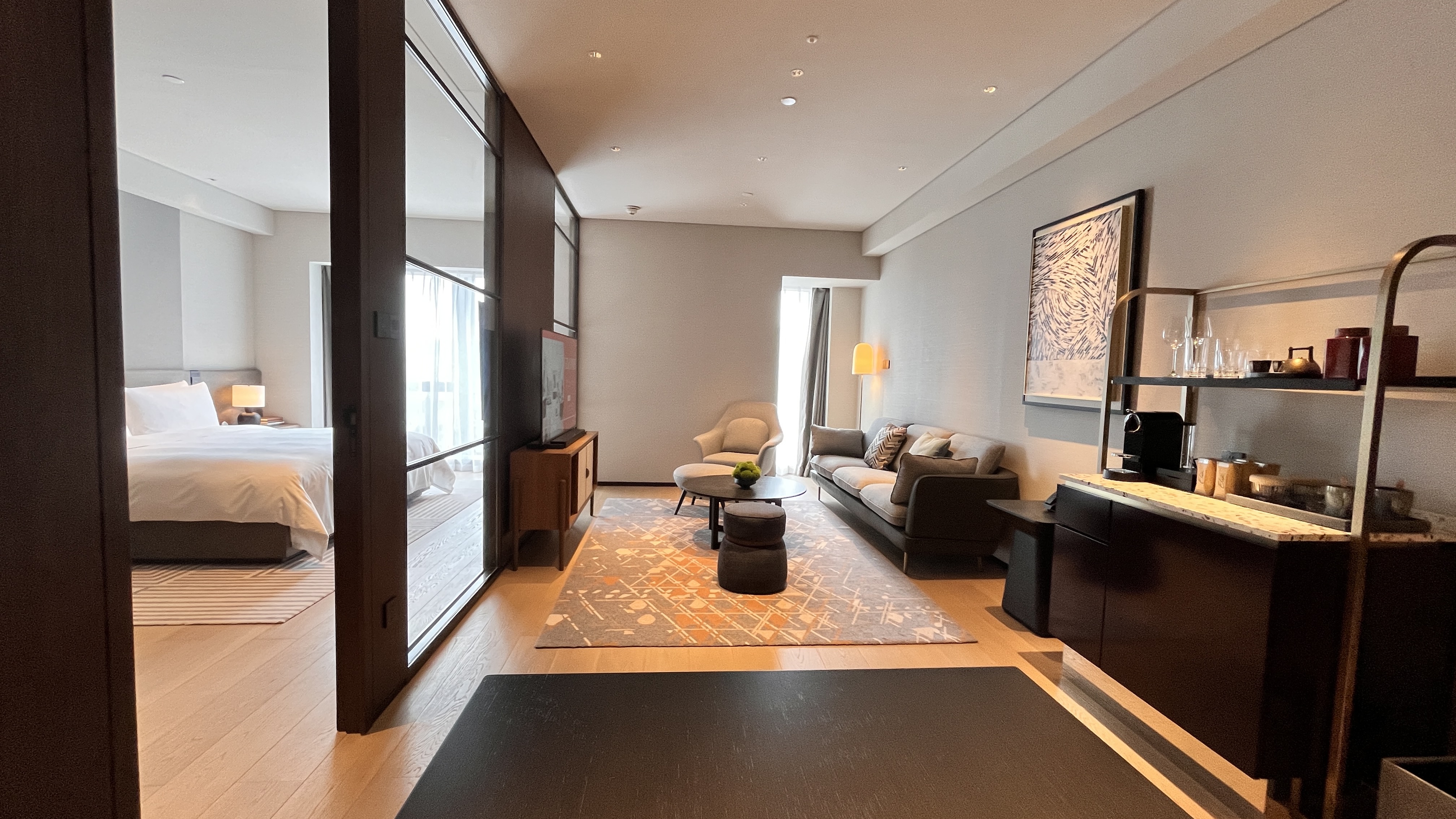 豪華套房（私享戴森吹風機+Coffee機+Minibar）