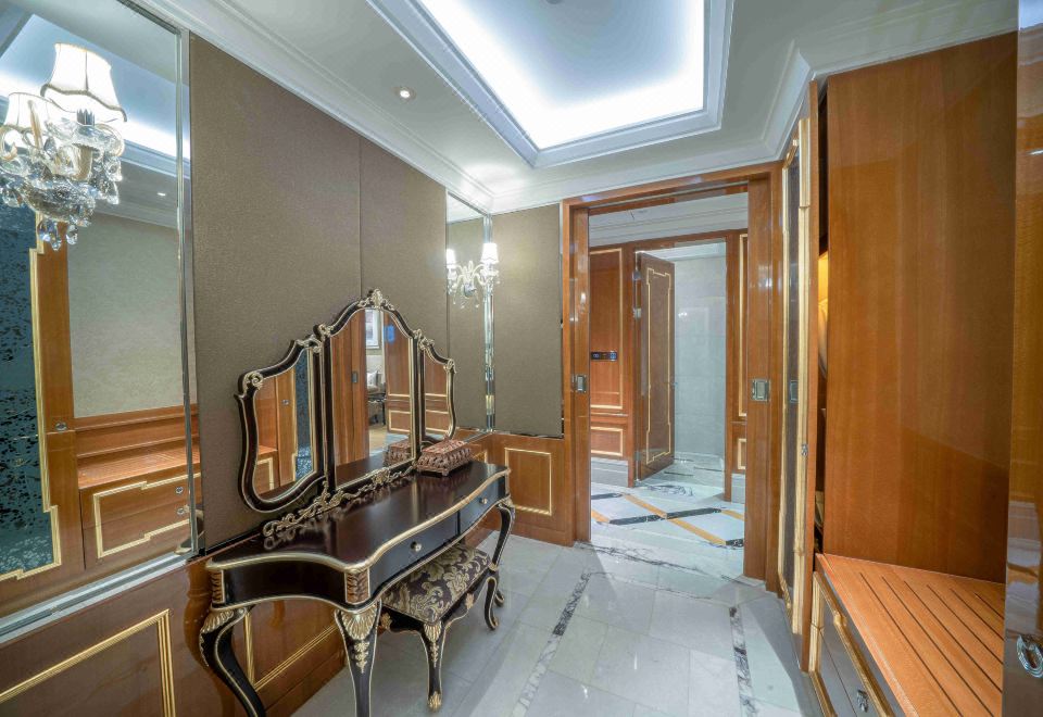 Zhaolin Grand Hotel BeijingItalian-style Suite