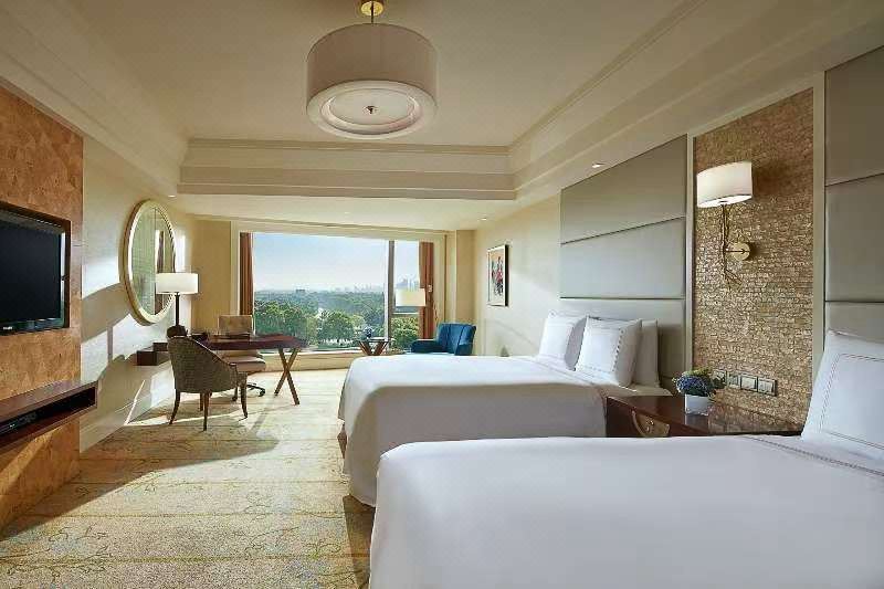 Fairmont Yangcheng Lake KunshanFairmont Twin Room