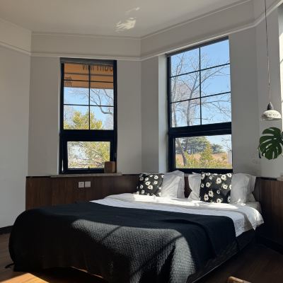 無謂·草木浮生大床房（零圧床墊＋私定高端洗護套裝） 無它老洋房1929酒店（青島海底世界店）優惠