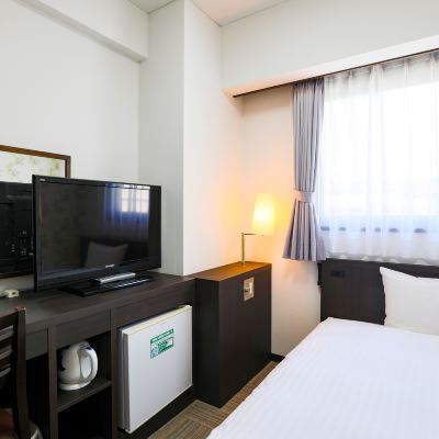 シングルルーム(喫煙)　2名利用 ホテルウィングインターナショナル湘南藤沢 クーポン