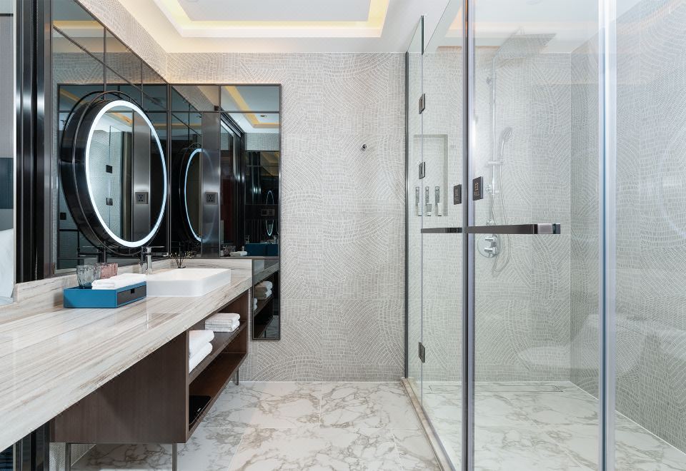 VR体验大床房（观影+游戏）